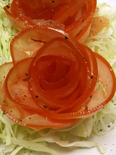 ひと手間かけよう!トマトの薔薇(飾り切り-レシピのメイン写真