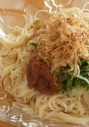 梅肉入りさっぱりそうめん-レシピのメイン写真