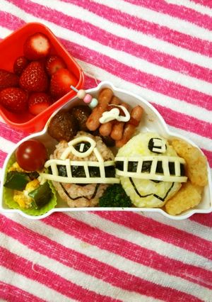 お弁当おかず～^O^黄色と緑色がキレイ-レシピのメイン写真