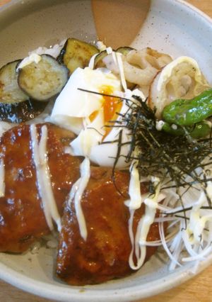 カフェごはん♪ふわっとろ鶏つくね丼-レシピのメイン写真