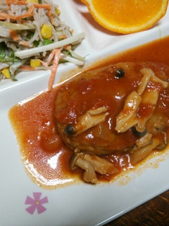 簡単☆片手間で煮込みハンバーグ-レシピのメイン写真