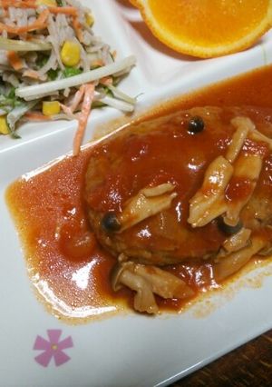 簡単☆片手間で煮込みハンバーグ-レシピのメイン写真
