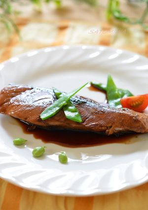 赤ワインで作る♪ブリの照り焼き我が家流✿-レシピのメイン写真