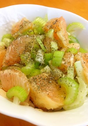 グレープフルーツとセロリのハーブサラダ-レシピのメイン写真
