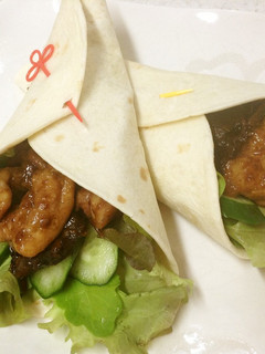 ✿鶏肉ドライトマト炒め入りラップサンド-レシピのメイン写真