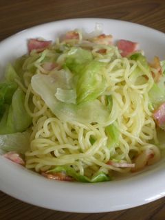 一人ランチ☆さっぱりレタスの塩やきそば☆-レシピのメイン写真