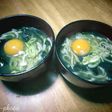 シンプルワカメ月見うどん