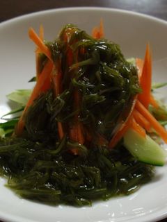 味付きめかぶで簡単サラダ♪-レシピのメイン写真