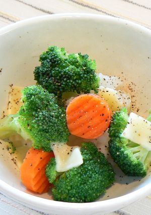 温野菜とチーズのサラダ-レシピのメイン写真