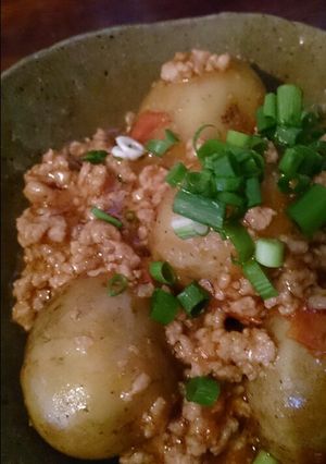 新じゃがのトマト挽き肉あんかけ-レシピのメイン写真