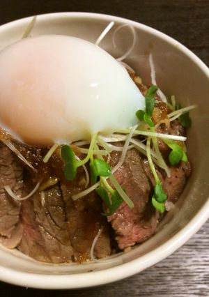 ステーキ丼-レシピのメイン写真