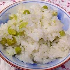 รูปของ 簡単！グリンピースの炊き込みご飯