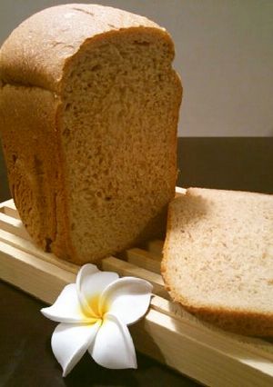 ☆HBで全粒粉と薄力粉のパン☆-レシピのメイン写真