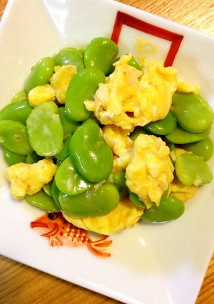 簡単!空豆と甘い炒り卵のごまドレサラダ-レシピのメイン写真