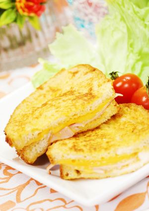 フレンチトーストでクロックムッシュ-レシピのメイン写真