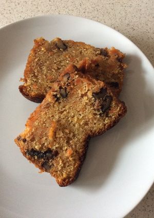 にんじんとクルミ、レーズンのケーキ-レシピのメイン写真