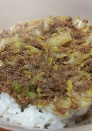 計量不要。キャベツうま！挽肉キャベツ丼-レシピのメイン写真