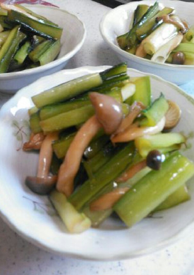 ごま香る♪うるいの醤油炒め-レシピのメイン写真