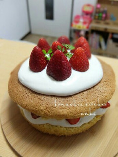 簡単♡いちごケーキ-レシピのメイン写真