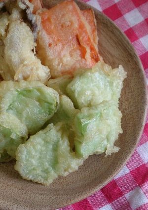 捨てないで～！ブロッコリーの茎の天ぷら☆-レシピのメイン写真