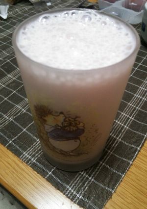 夏に簡単!!いちごばななジュース!!-レシピのメイン写真