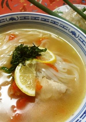 鶏のフォー♪濃厚スープで肌つるつる…-レシピのメイン写真