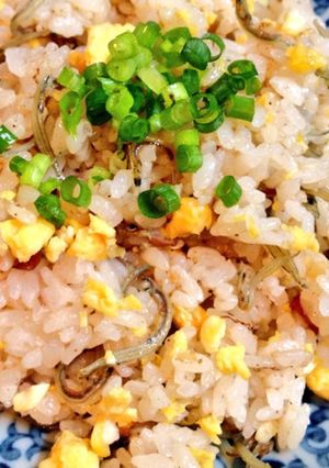 ジャコと梅干しのさっぱり炒飯-レシピのメイン写真