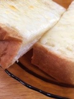 *簡単!ハニーチーズトースト*-レシピのメイン写真