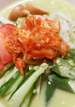 アボカドスープの野菜たっぷり冷麺-レシピのメイン写真