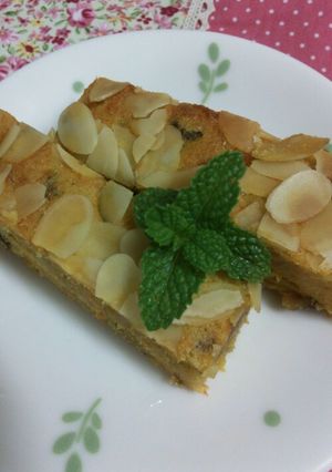 人参とレーズンのアーモンドケーキ♪-レシピのメイン写真