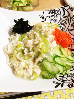 鶏そぼろサラダうどん-レシピのメイン写真