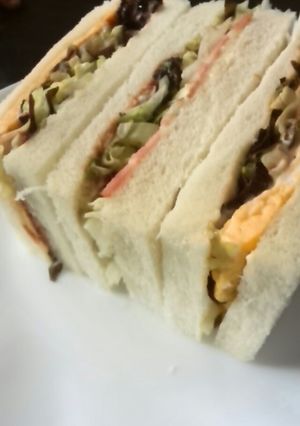 玉子焼きとベーコンのサンドイッチ-レシピのメイン写真