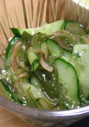めかぶの酢の物　ゴマ油の香りで-レシピのメイン写真