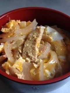 玉ねぎと油揚げの卵とじ丼-レシピのメイン写真