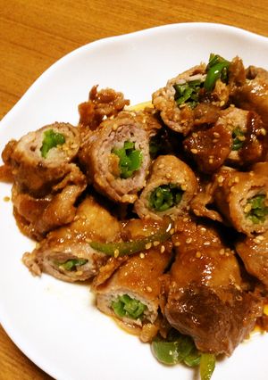 簡単!ピーマンの肉巻き炒め-レシピのメイン写真