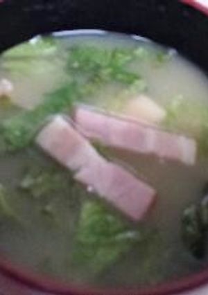 レタスとベーコンのみそ汁-レシピのメイン写真