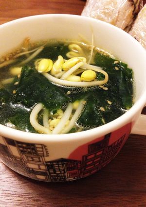 豆もやしわかめスープ-レシピのメイン写真