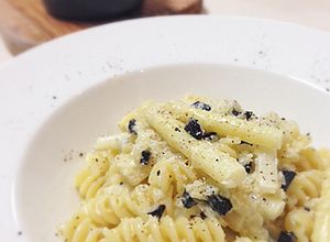 白アスパラのクリームパスタ*黒トリュフ添-レシピのメイン写真
