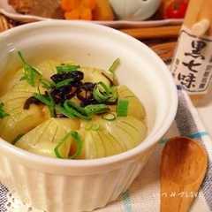 รูปของ レンチン！新タマネギのチーズと塩昆布蒸し