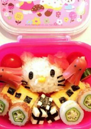 キティちゃんと電車のデコ弁-レシピのメイン写真
