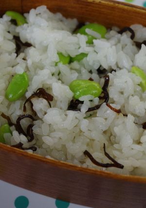 お弁当に☆枝豆塩こんぶの混ぜ御飯♪-レシピのメイン写真