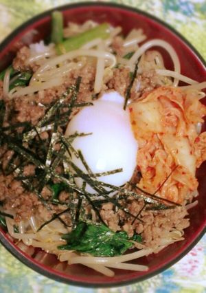 ビビン、パッ！と出来ちゃう温玉ビビン丼♪-レシピのメイン写真