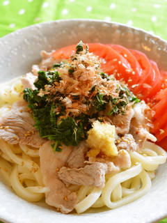 お肌もツヤツヤ モロヘイヤの冷やしうどん-レシピのメイン写真