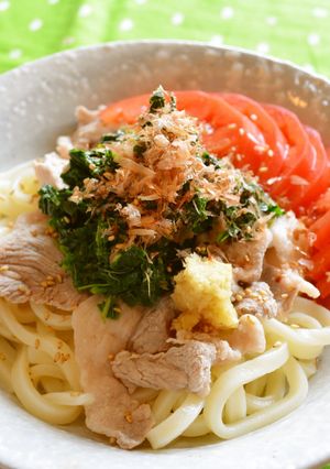 お肌もツヤツヤ モロヘイヤの冷やしうどん-レシピのメイン写真