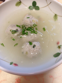 ふんわり鶏れんこんの団子と春雨のスープ-レシピのメイン写真