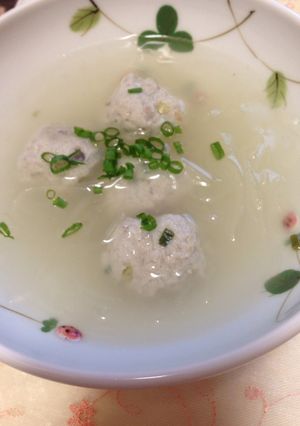 ふんわり鶏れんこんの団子と春雨のスープ-レシピのメイン写真