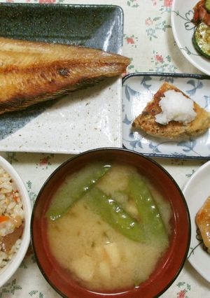 ☆きぬさやとじゃがいものお味噌汁☆-レシピのメイン写真