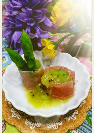 フルーツソースでアスパラ生ハム巻-レシピのメイン写真