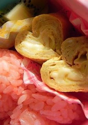 お弁当にぴったり★簡単カレーチーズ卵焼き-レシピのメイン写真