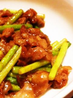 豚肉とにんにくの芽の炒めもの-レシピのメイン写真